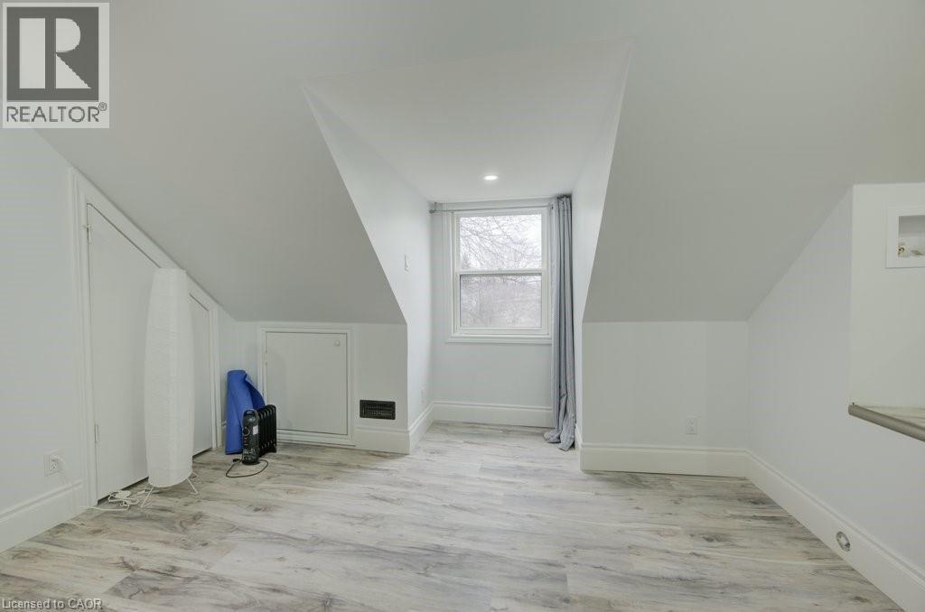 74 Mcdougall Road, Waterloo, ON - Indoor Photo Showing Other Room