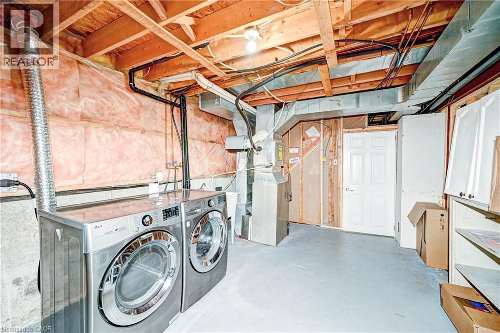 549 Burnett Avenue, Cambridge, ON - Indoor Photo Showing Laundry Room