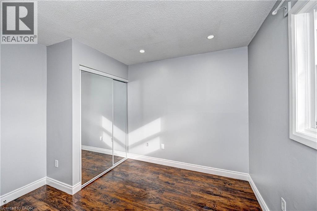 549 Burnett Avenue, Cambridge, ON - Indoor Photo Showing Other Room