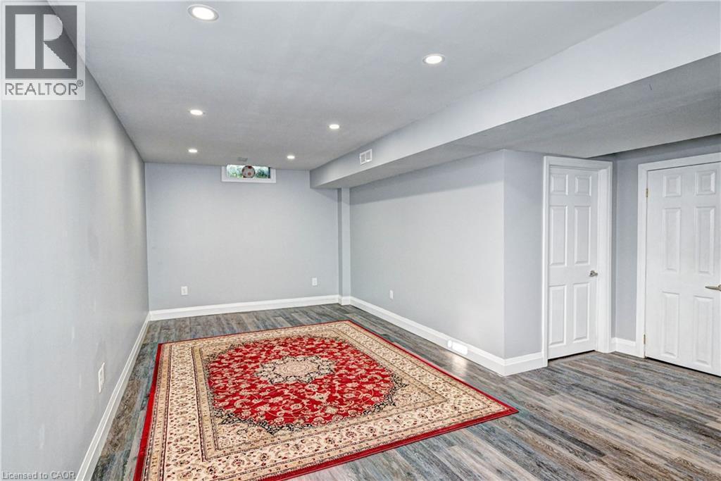 549 Burnett Avenue, Cambridge, ON - Indoor Photo Showing Other Room