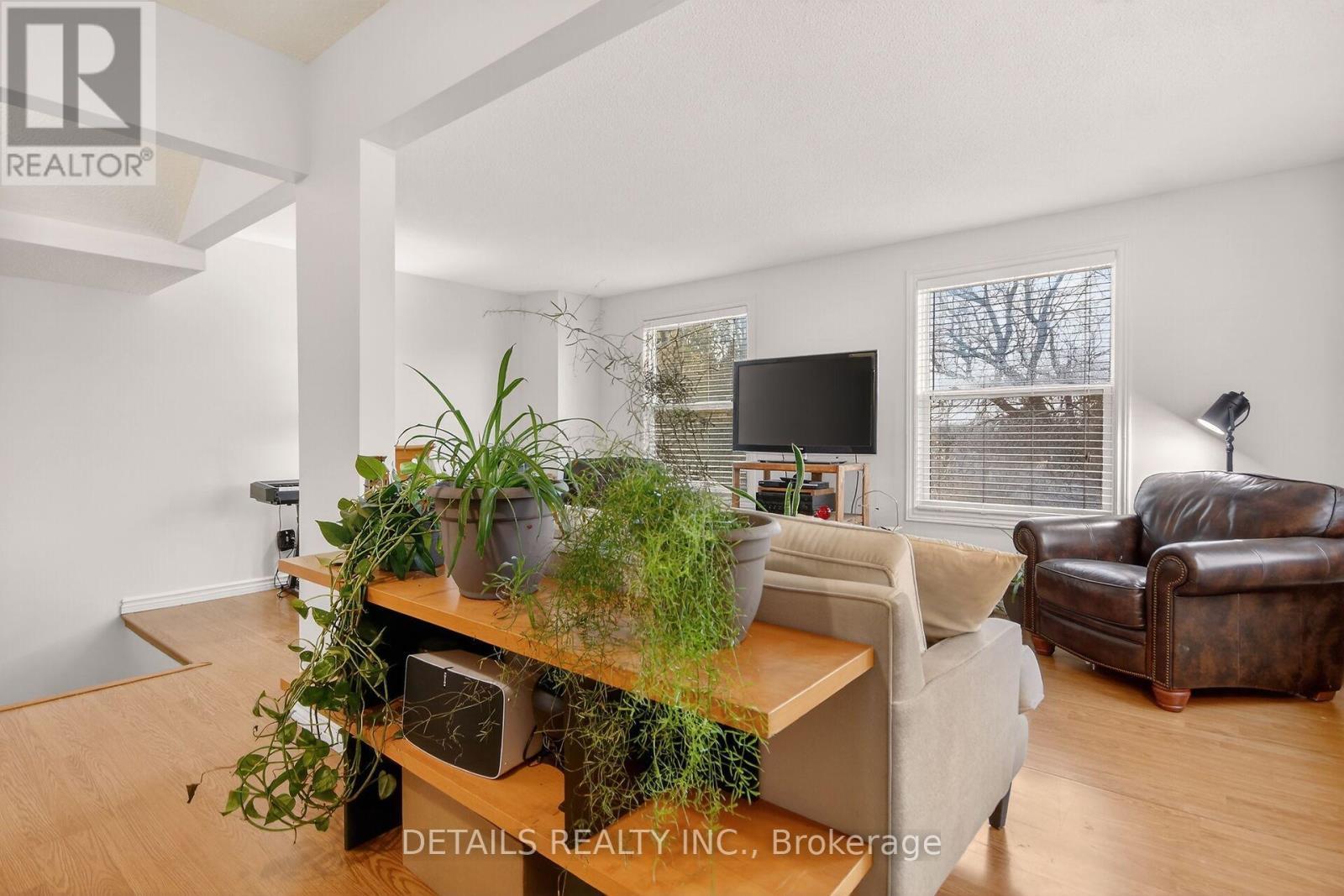40 Appleby Private, Ottawa, ON - Indoor Photo Showing Other Room