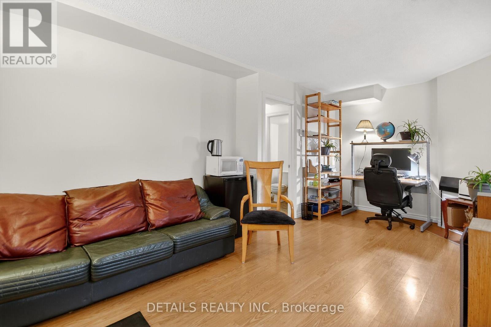 40 Appleby Private, Ottawa, ON - Indoor Photo Showing Other Room