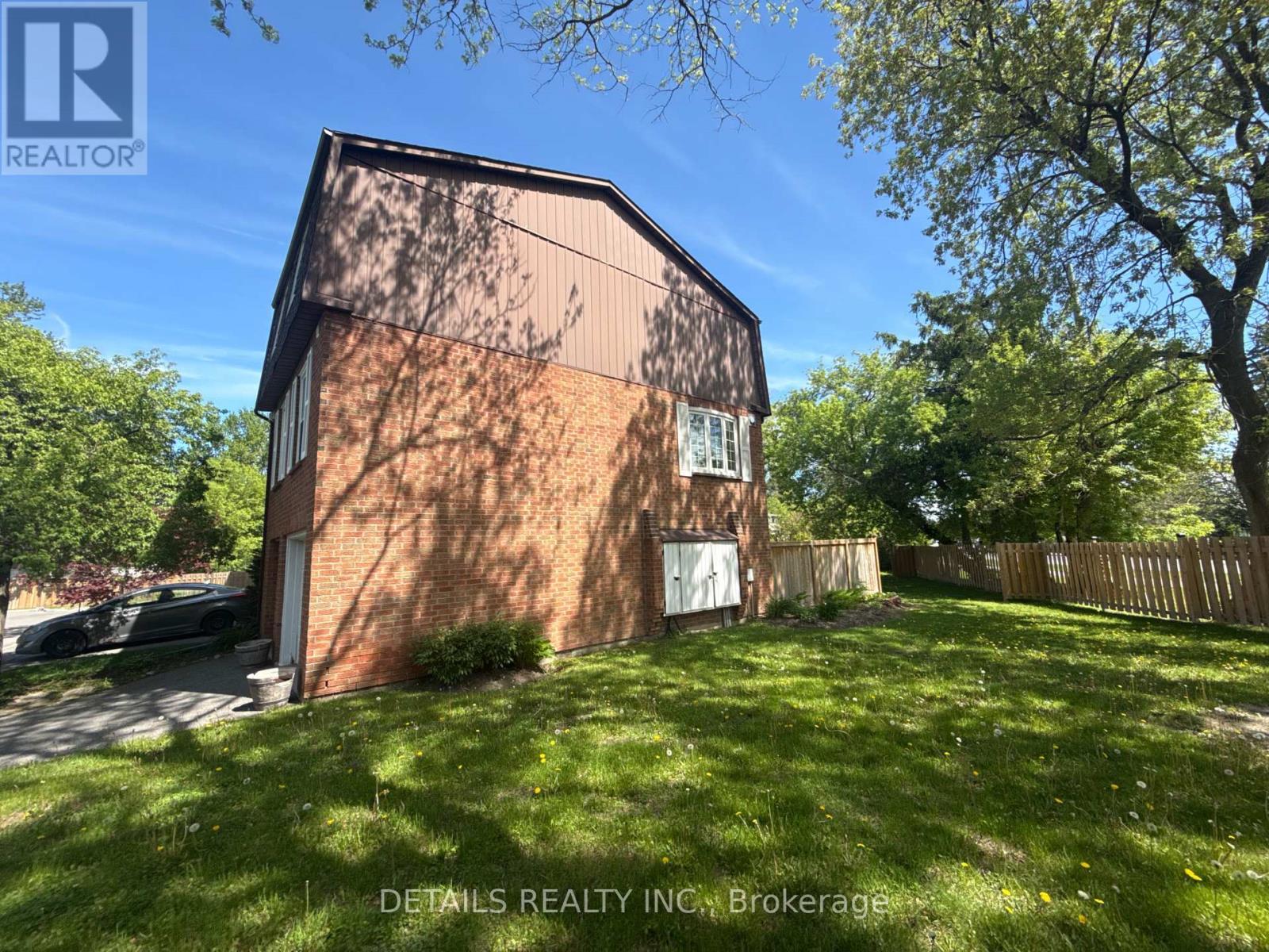 40 Appleby Private, Ottawa, ON - Outdoor