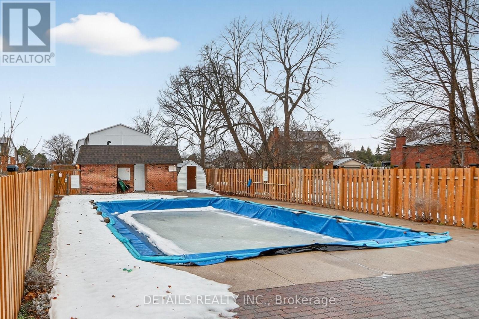 40 Appleby Private, Ottawa, ON - Outdoor With In Ground Pool