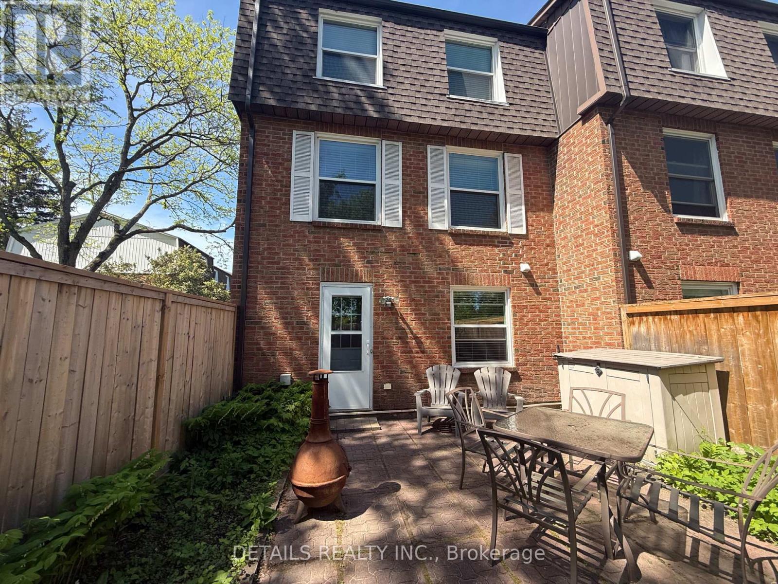 40 Appleby Private, Ottawa, ON - Outdoor With Exterior