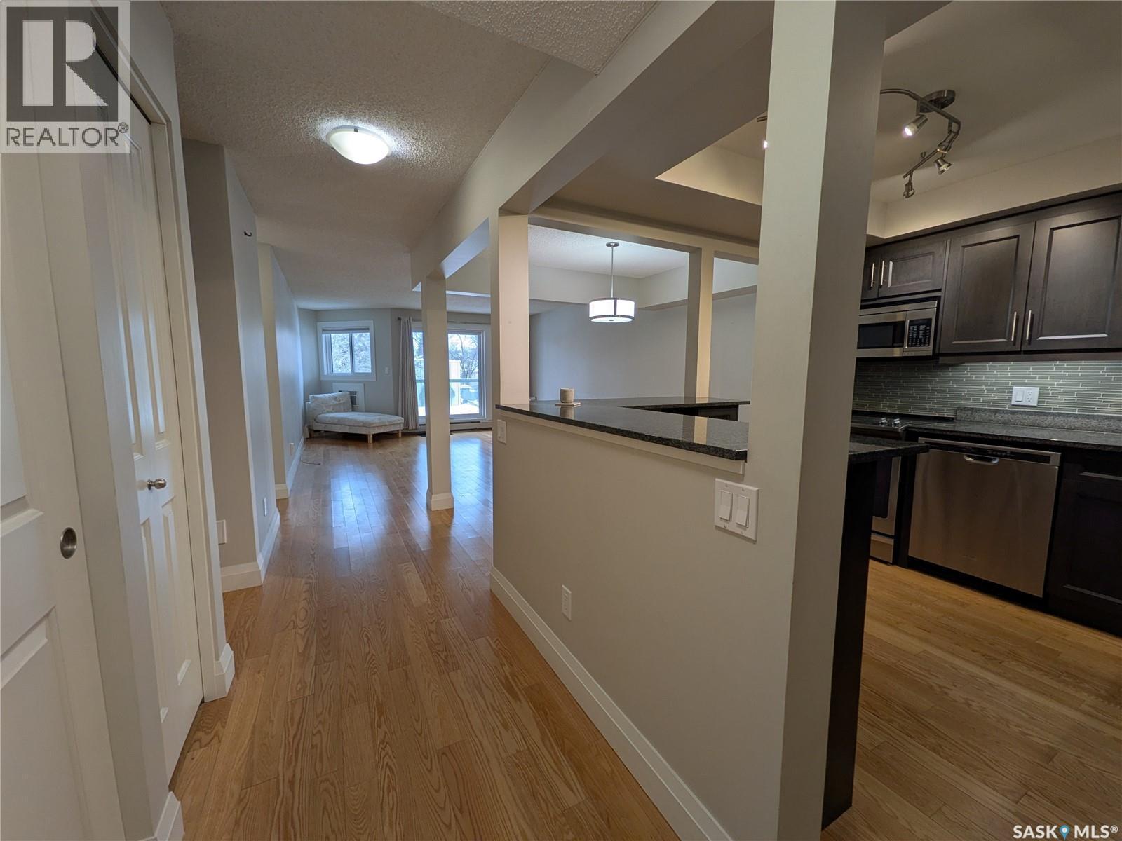 204 921 Main Street E, Saskatoon, SK - Indoor