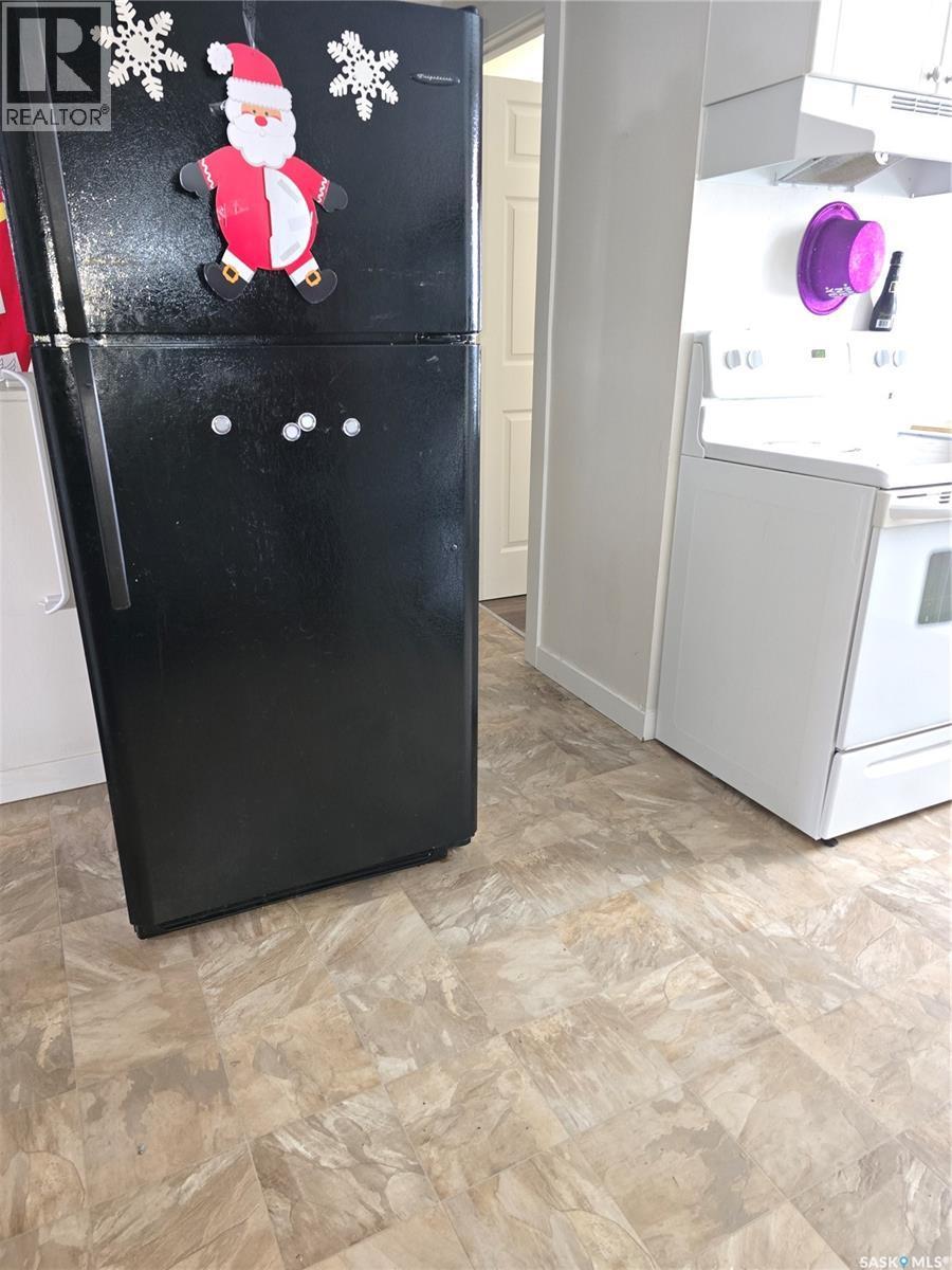 125 S Avenue S, Saskatoon, SK - Indoor Photo Showing Laundry Room