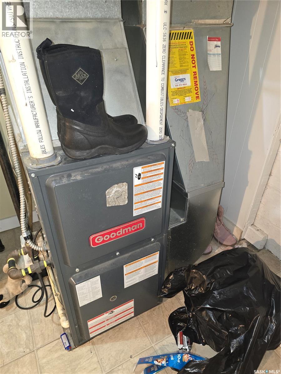 125 S Avenue S, Saskatoon, SK - Indoor Photo Showing Basement