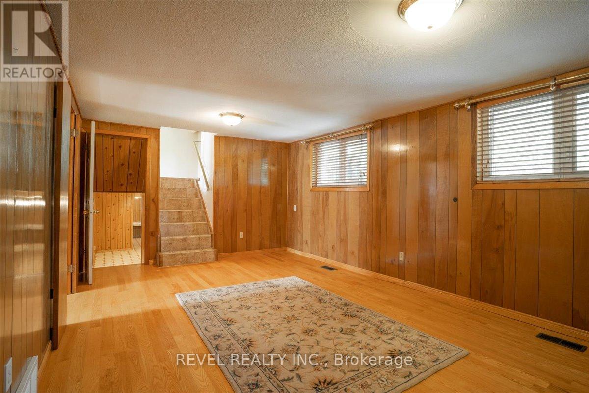 1296 Waterdown Road, Burlington, ON - Indoor Photo Showing Other Room