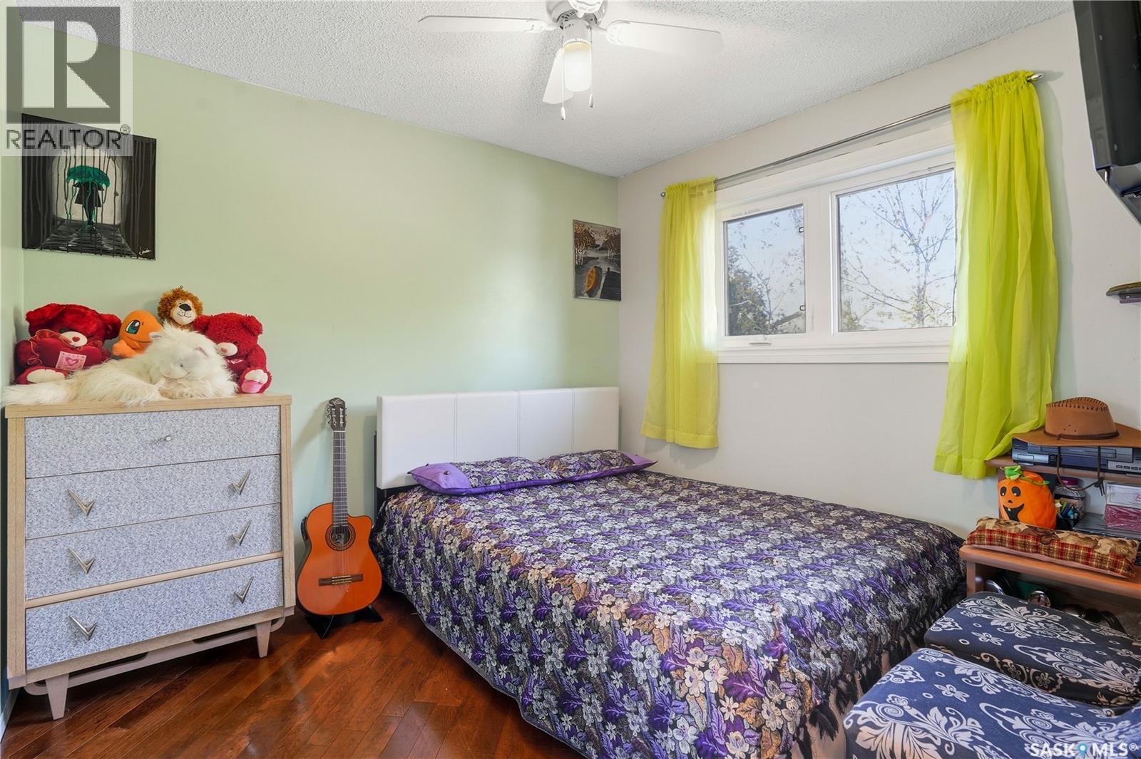 882 Samuels Crescent N, Regina, SK - Indoor Photo Showing Bedroom