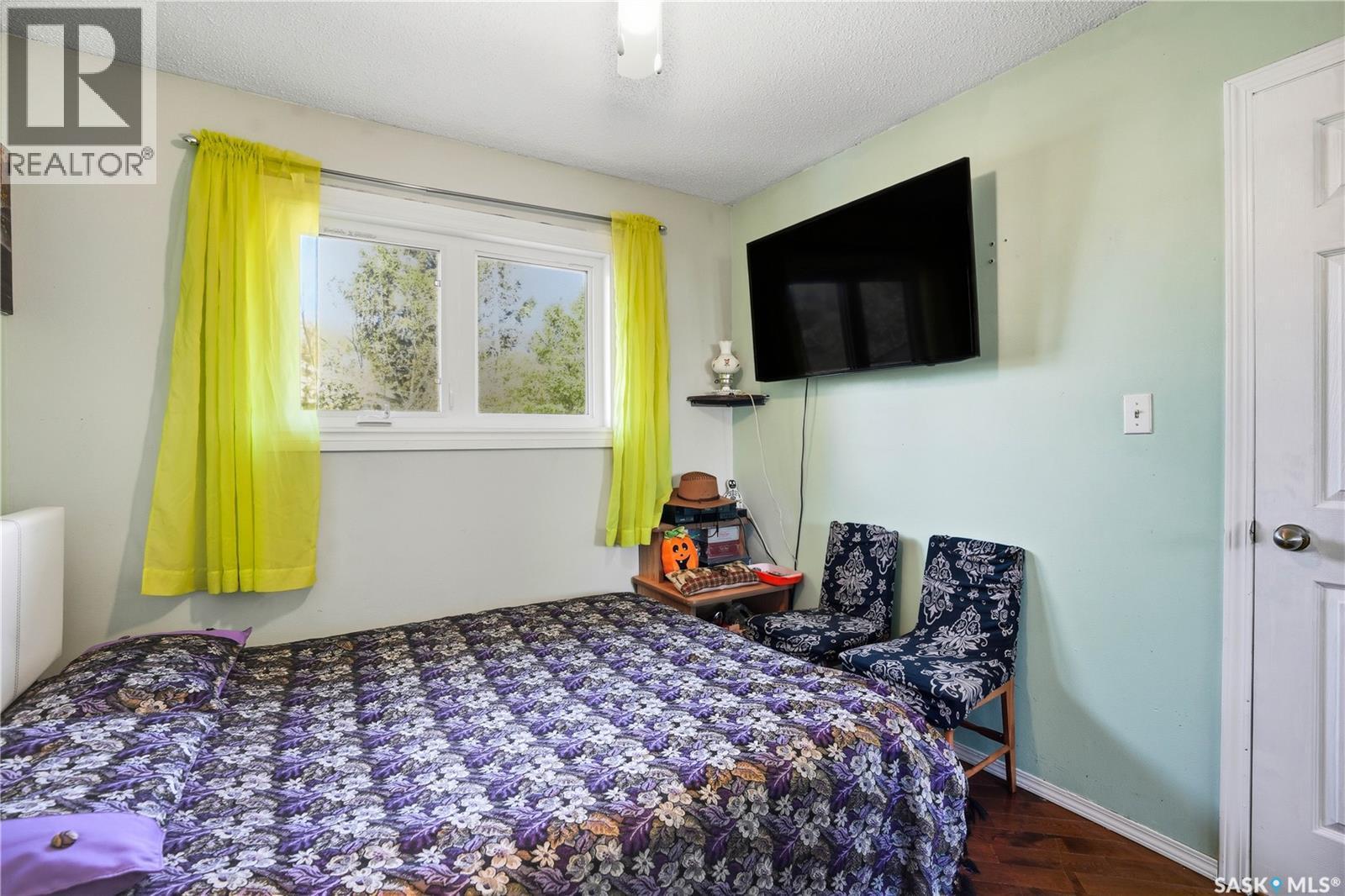 882 Samuels Crescent N, Regina, SK - Indoor Photo Showing Bedroom