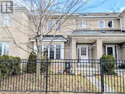 5979 TENTH LINE W Mississauga, ON L5M 6K7