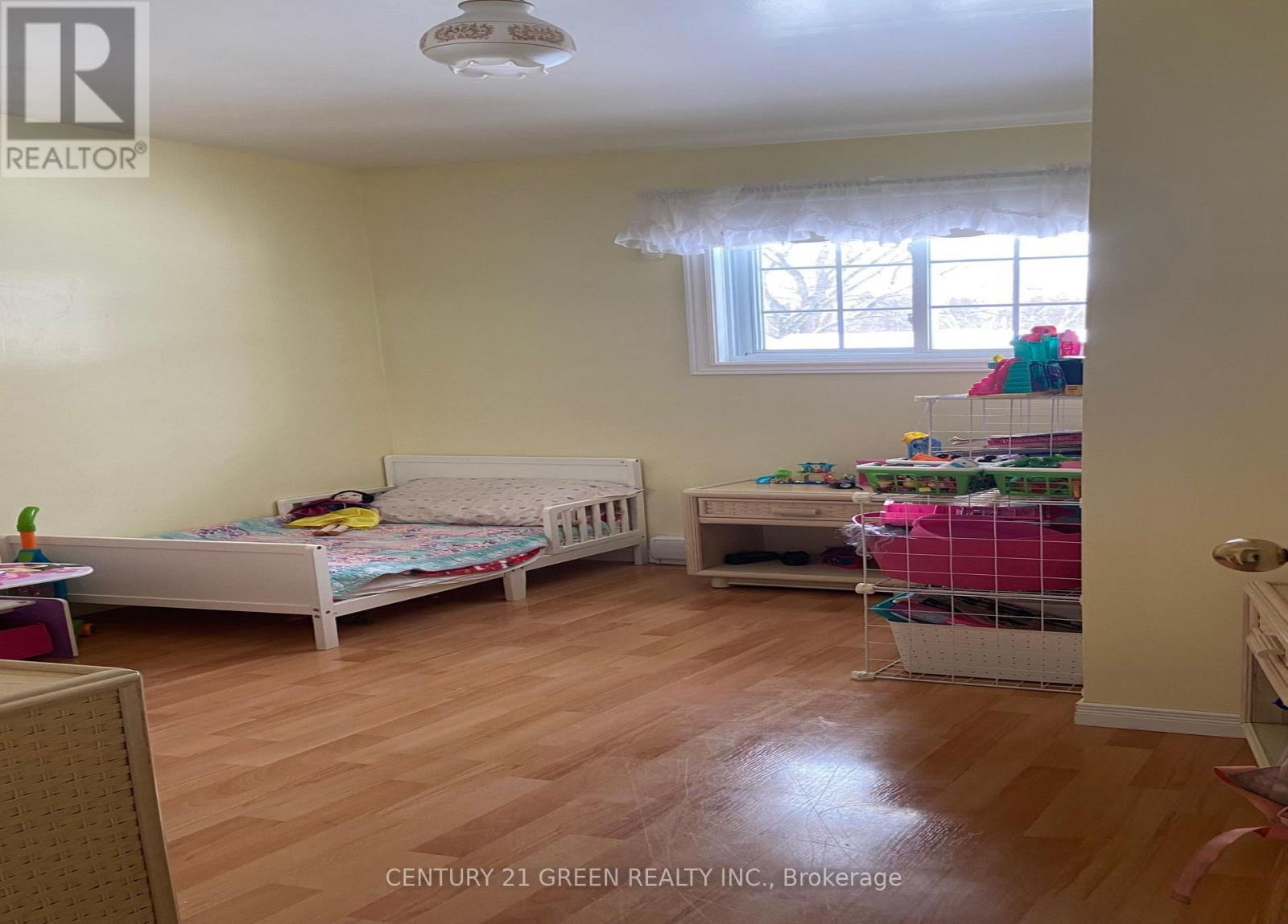 9 Fitz Avenue, South River, ON - Indoor Photo Showing Other Room