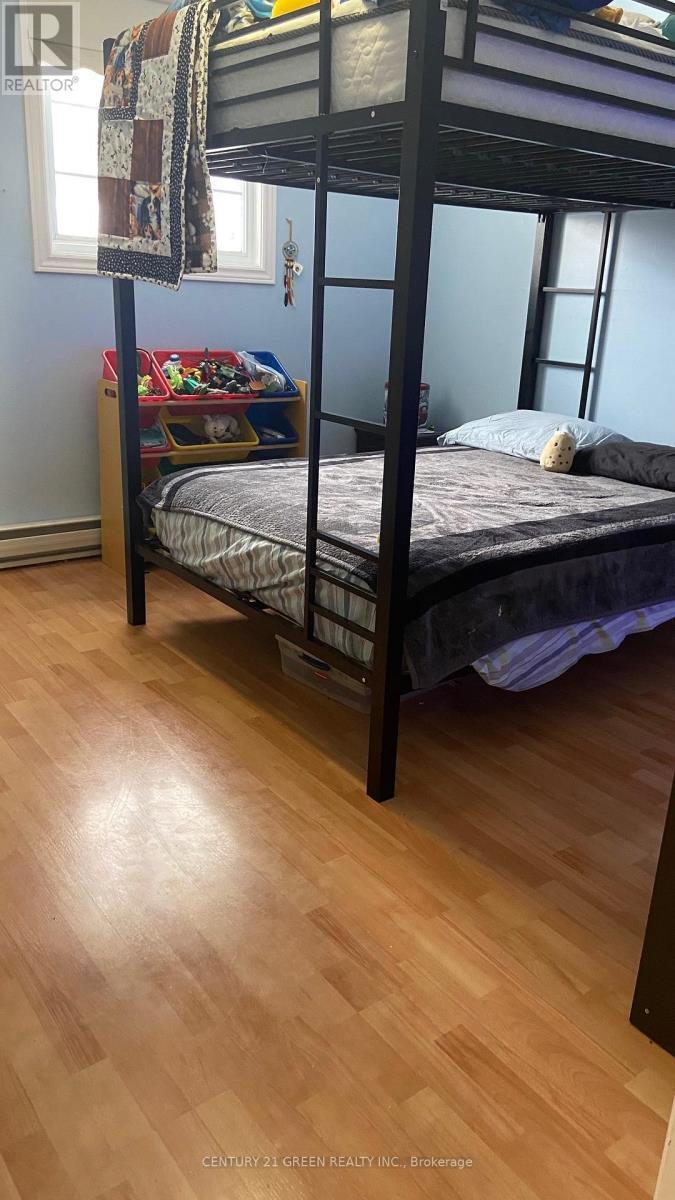 9 Fitz Avenue, South River, ON - Indoor Photo Showing Bedroom