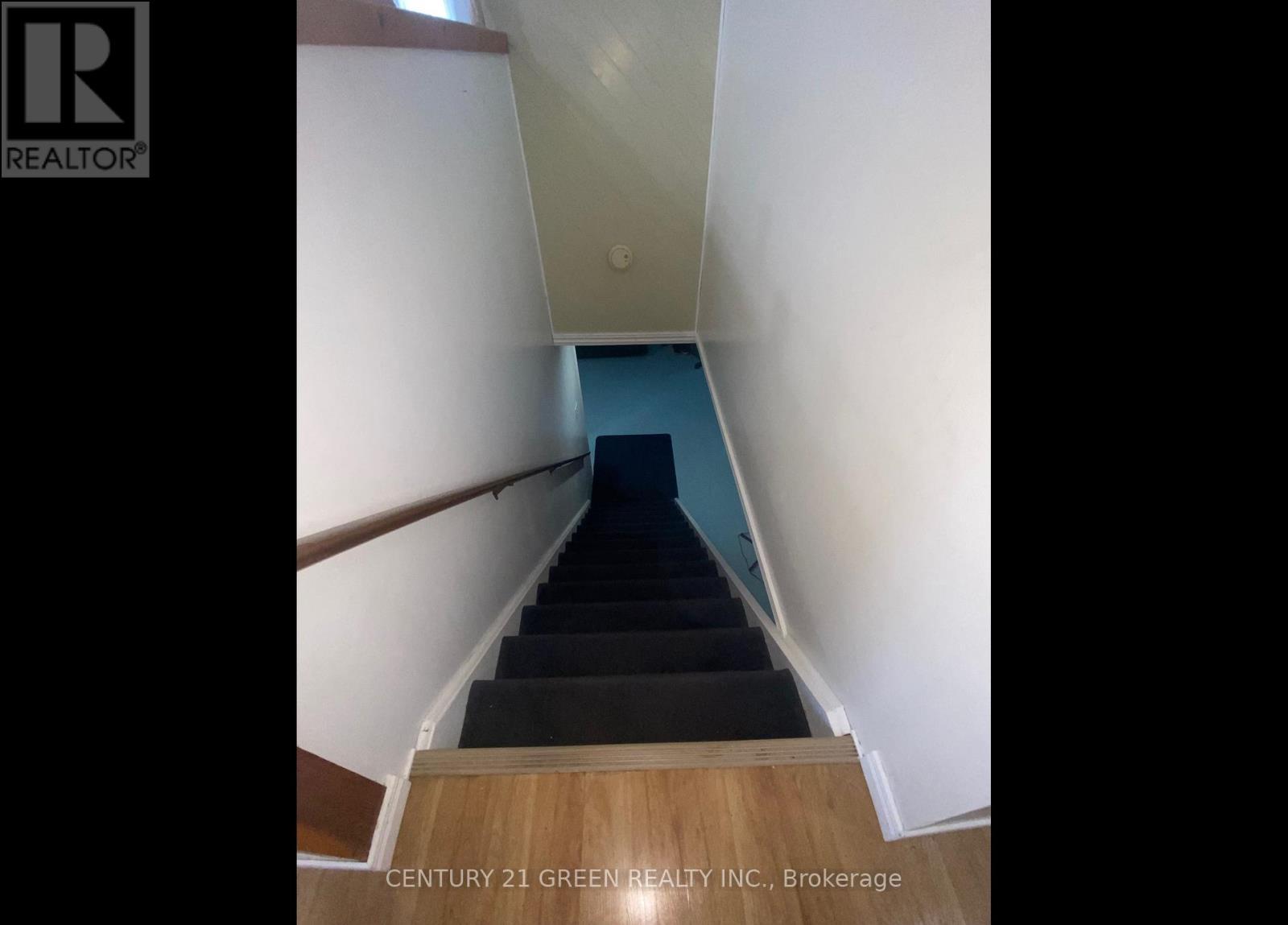 9 Fitz Avenue, South River, ON - Indoor Photo Showing Other Room