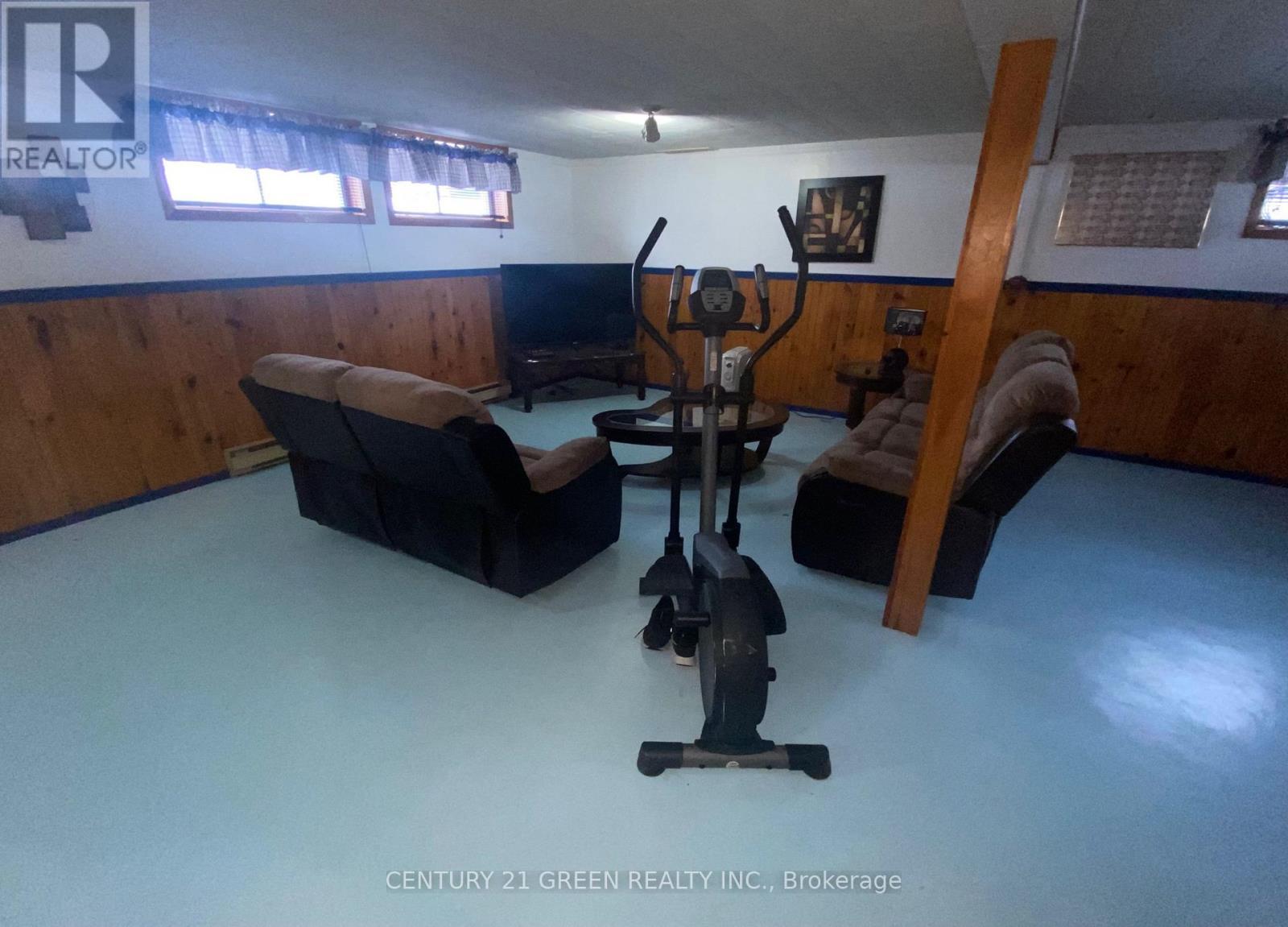 9 Fitz Avenue, South River, ON - Indoor