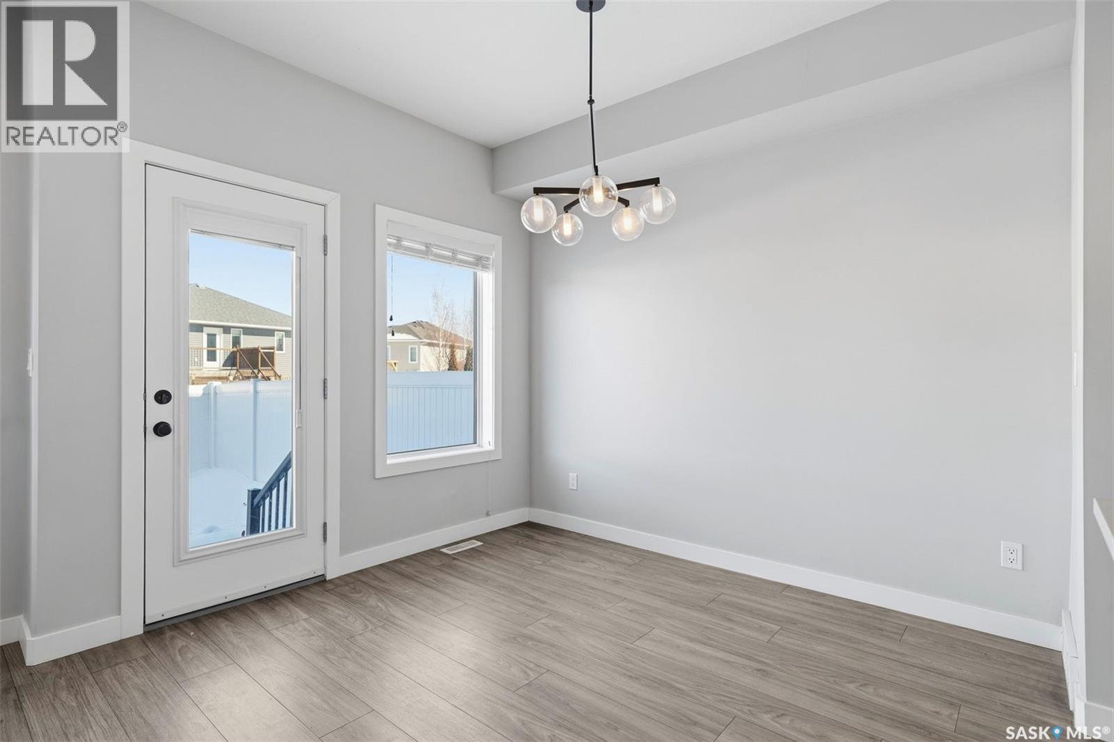 16 1003 Evergreen Boulevard, Saskatoon, SK - Indoor Photo Showing Other Room