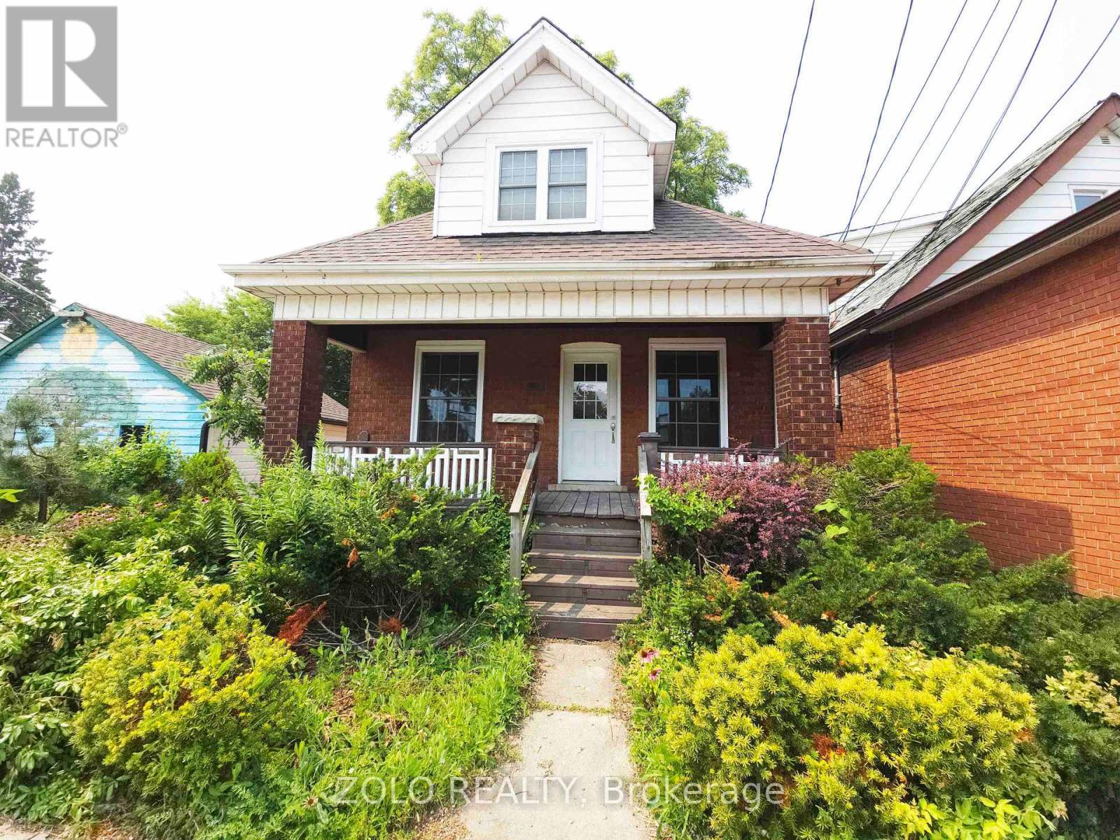 1504 King Street E, Hamilton, ON - Outdoor With Deck Patio Veranda