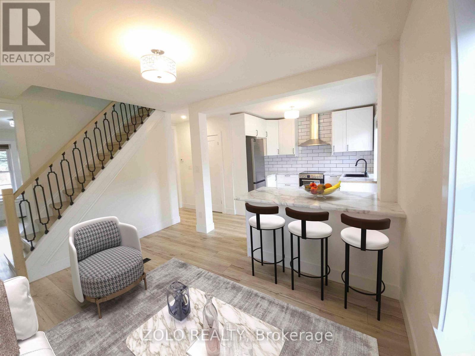 1504 King Street E, Hamilton, ON - Indoor