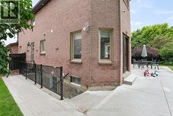 (UNIT B) - 1527 CHIDDINGSTONE CIRCLE Mississauga, ON L5M 3P8