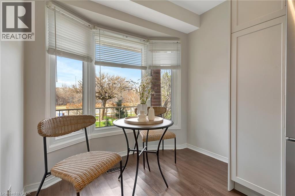 2427 Headon Forest Drive, Burlington, ON - Indoor Photo Showing Other Room