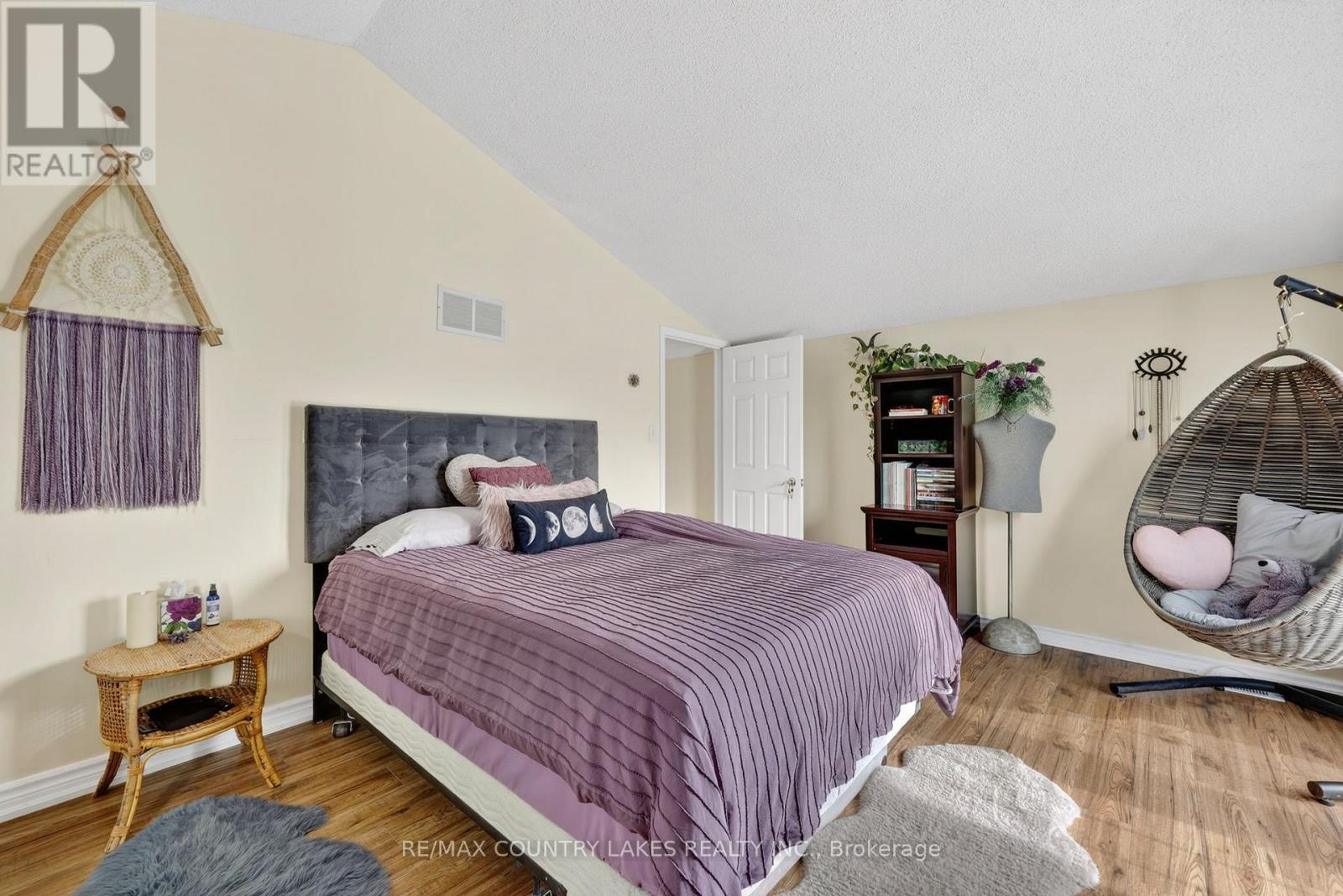 52 Turtle Path, Ramara, ON - Indoor Photo Showing Bedroom