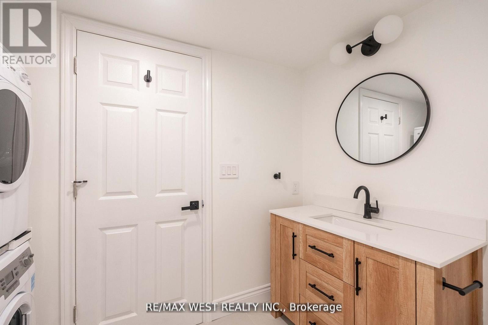Lower - 75 Wright Crescent, Caledon, ON - Indoor Photo Showing Laundry Room