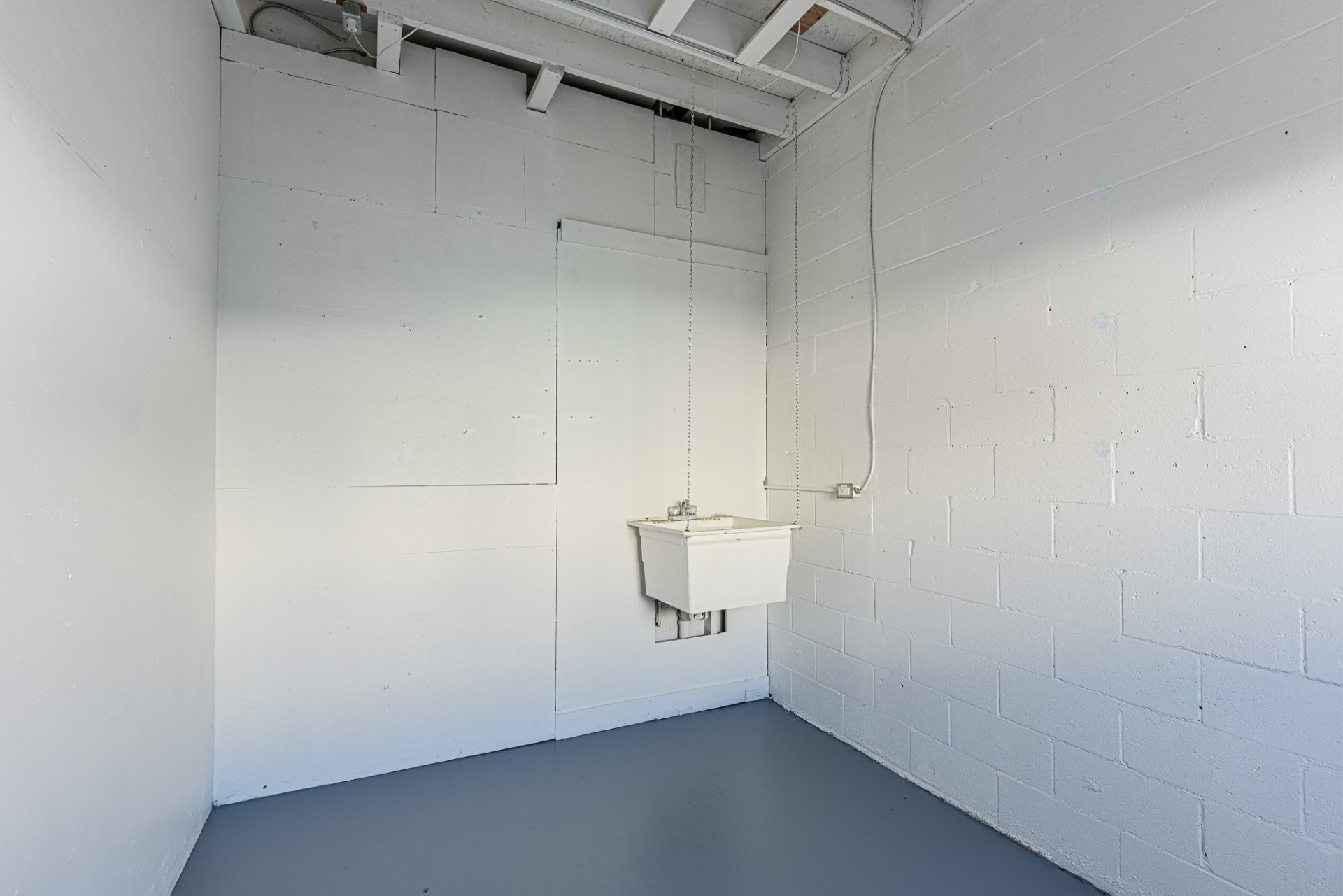 Entrepôt - 103-903 Rue Bériault, Longueuil (Le Vieux-Longueuil), QC - Indoor