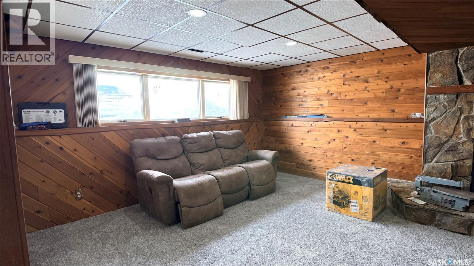 422 Spruce Drive, Estevan, SK - Indoor