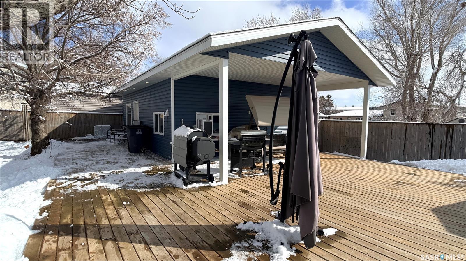 422 Spruce Drive, Estevan, SK - Outdoor With Deck Patio Veranda