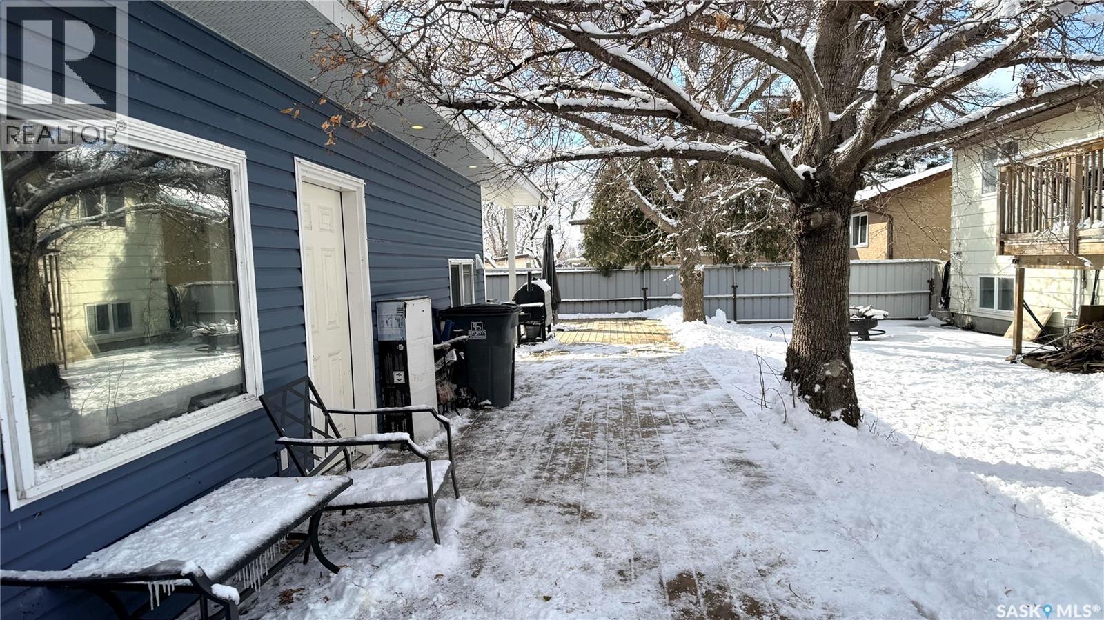 422 Spruce Drive, Estevan, SK - Outdoor
