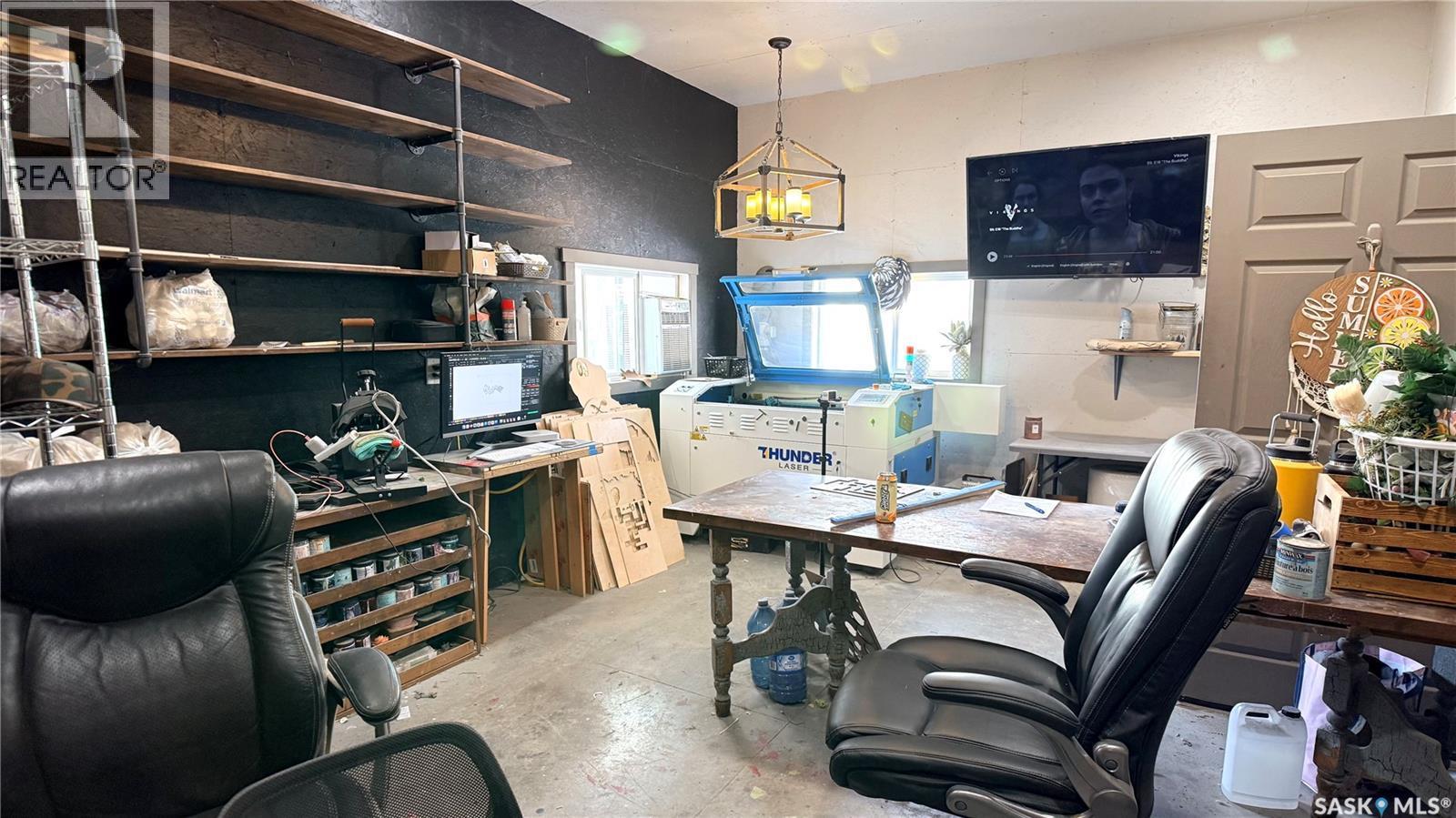 422 Spruce Drive, Estevan, SK - Indoor