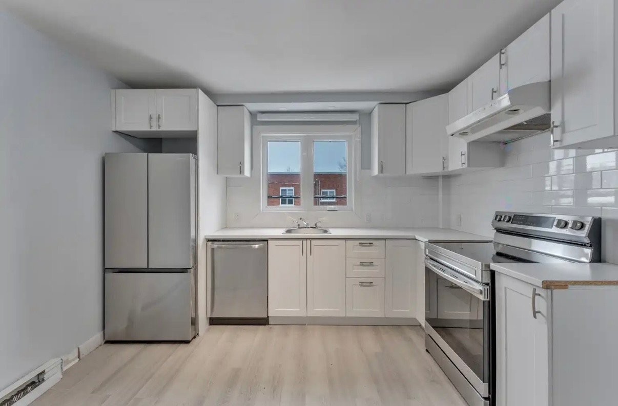 Kitchen - 675 Rue St-Antoine, Montréal (Lachine), QC - Indoor Photo Showing Kitchen