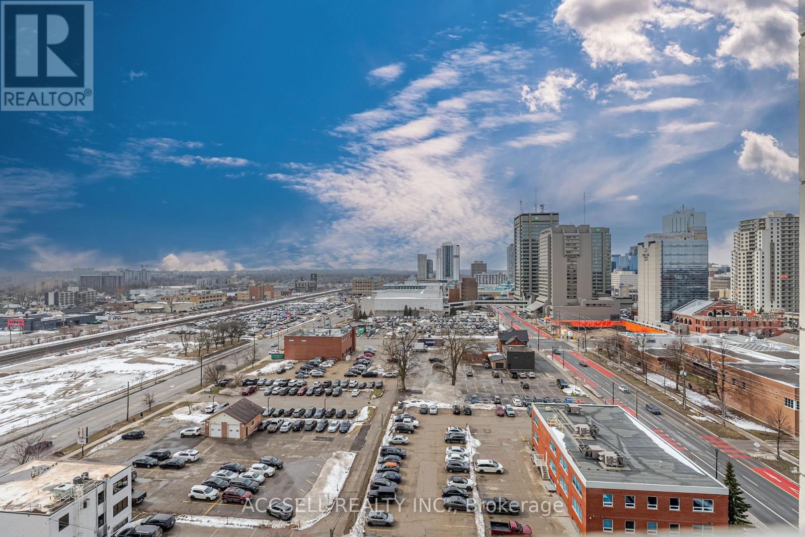 1505 - 363 Colborne Street, London East (East K), ON - Outdoor With View