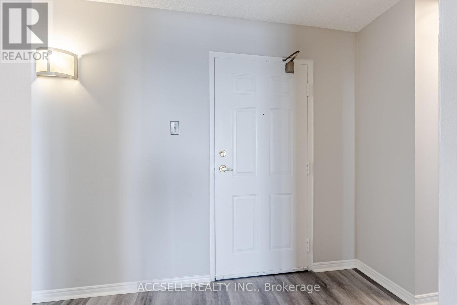1505 - 363 Colborne Street, London East (East K), ON - Indoor Photo Showing Other Room