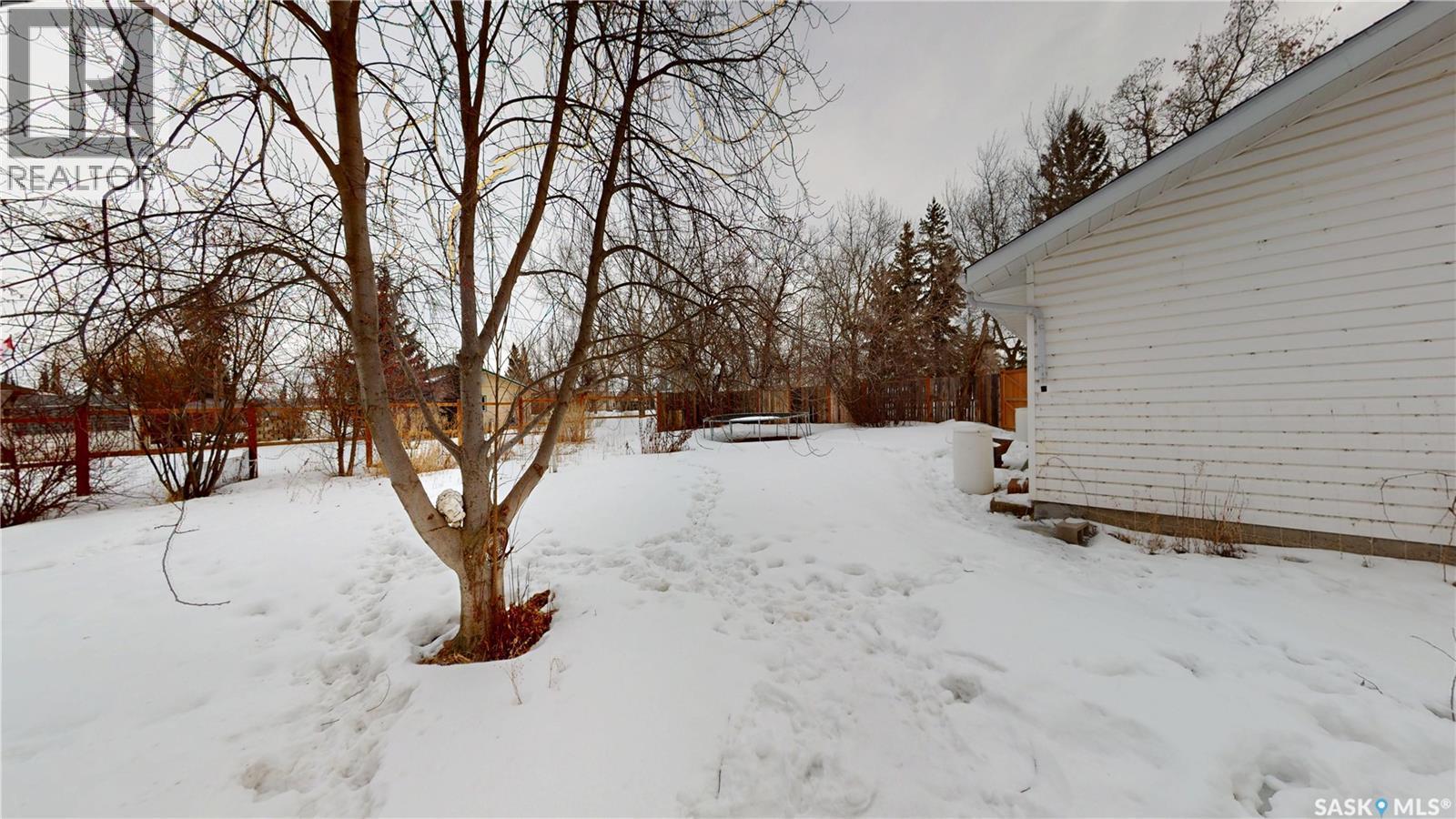 107 3Rd Avenue, Scott, SK - Outdoor