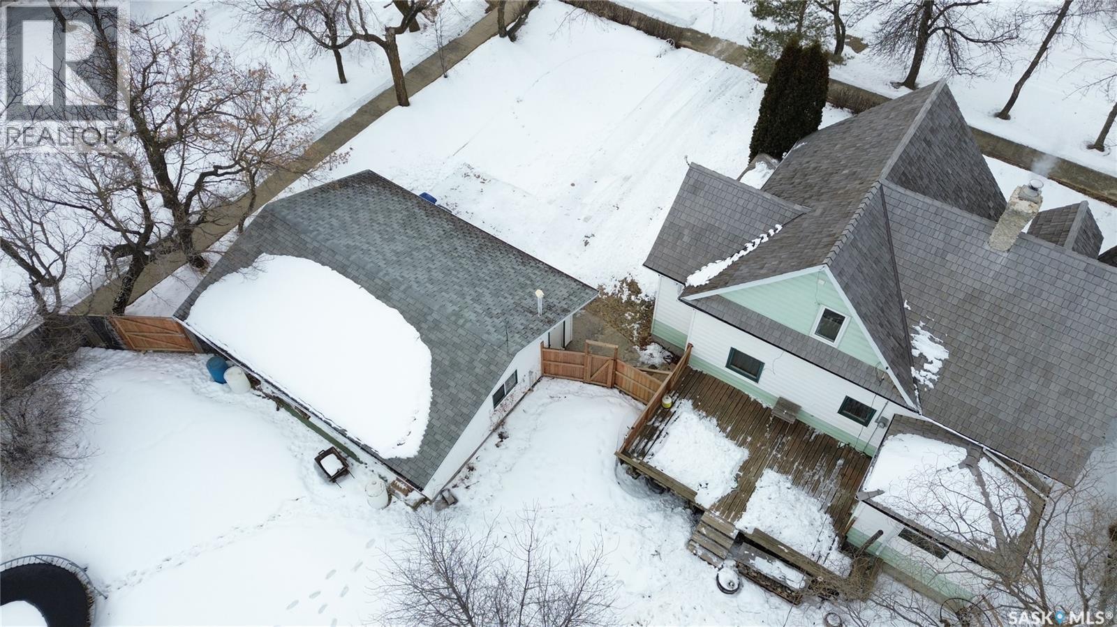 107 3Rd Avenue, Scott, SK - Outdoor