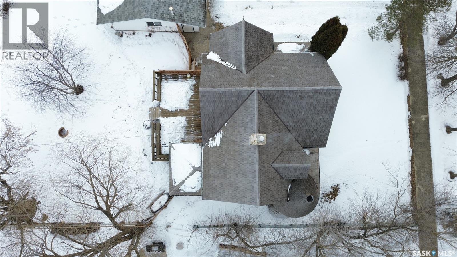 107 3Rd Avenue, Scott, SK - Outdoor