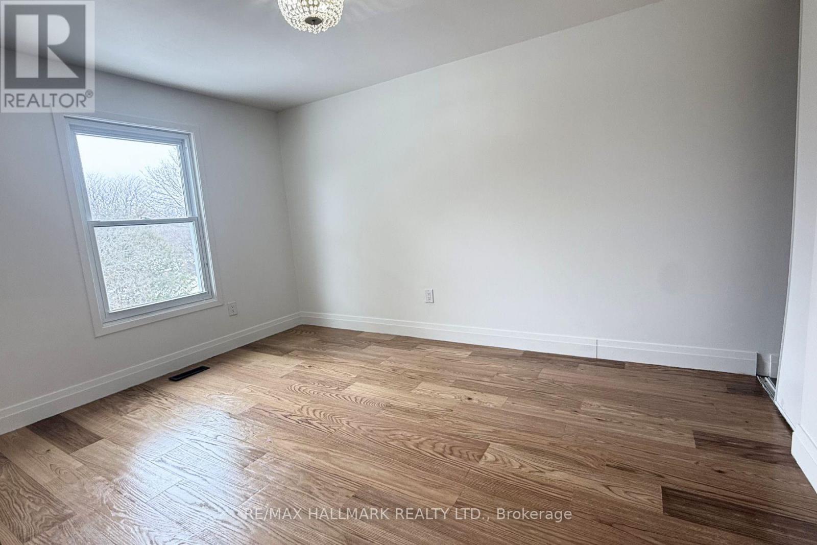 103 Guthrie Crescent, Whitby, ON - Indoor Photo Showing Other Room