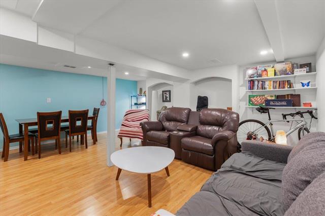 234 Knightsbridge Dr, Winnipeg, MB