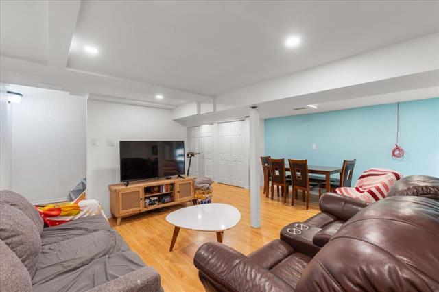 234 Knightsbridge Dr, Winnipeg, MB