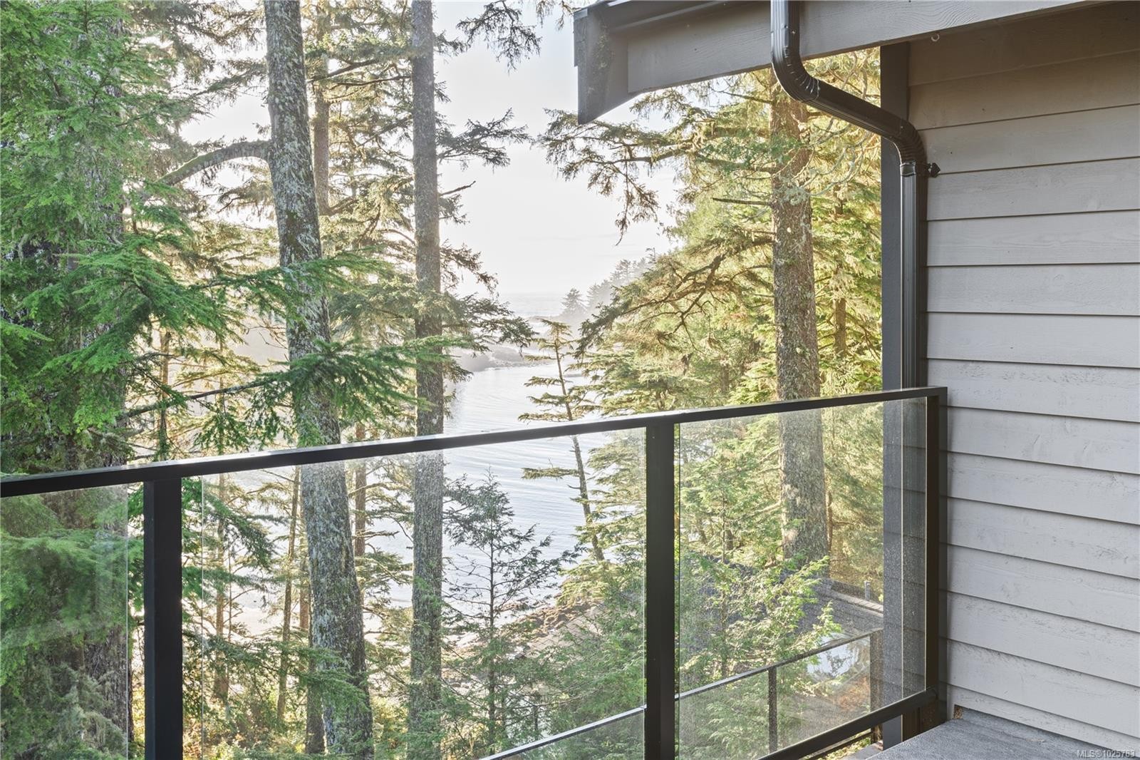 330 Reef Point Rd, Ucluelet, BC