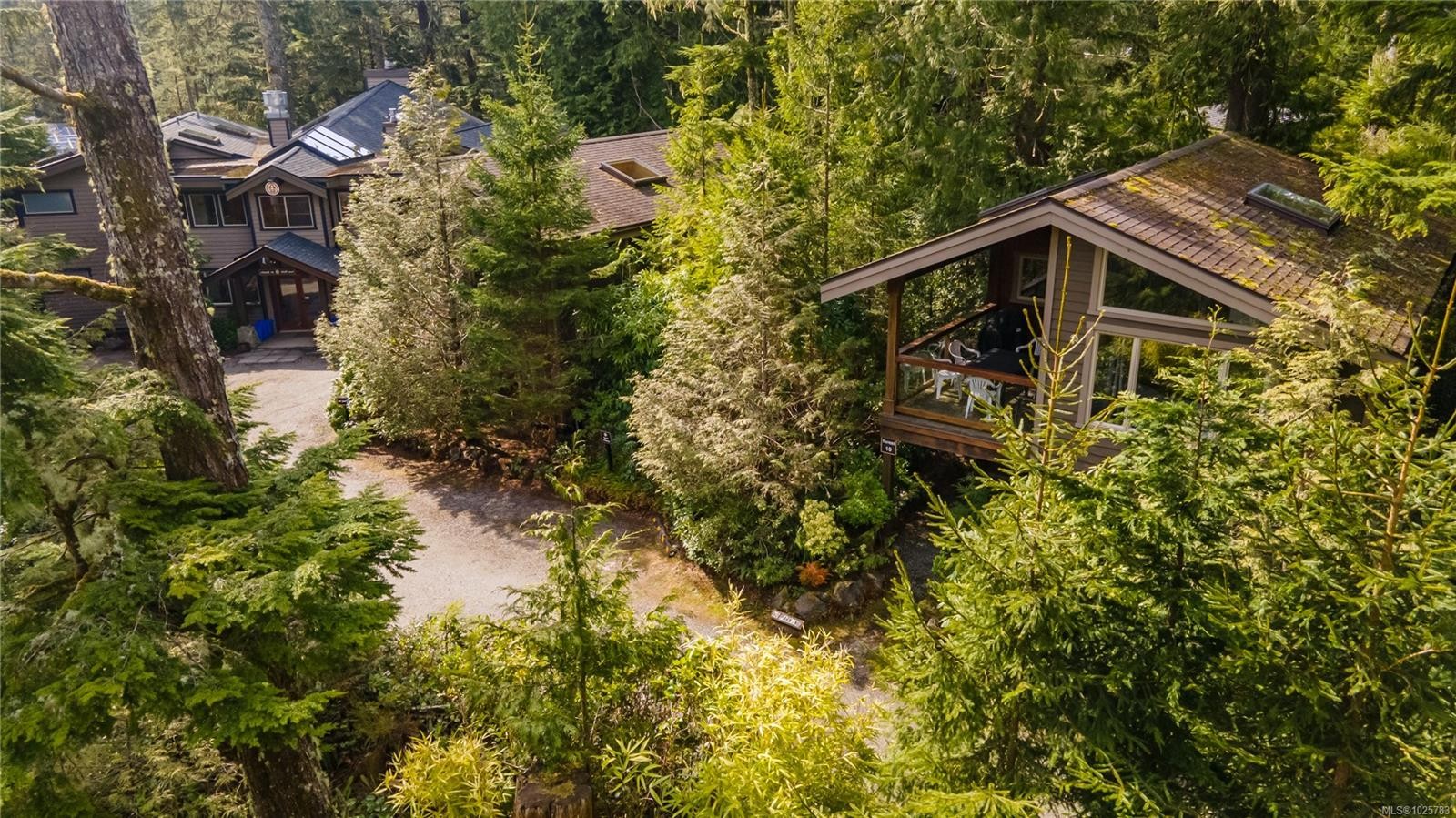 330 Reef Point Rd, Ucluelet, BC