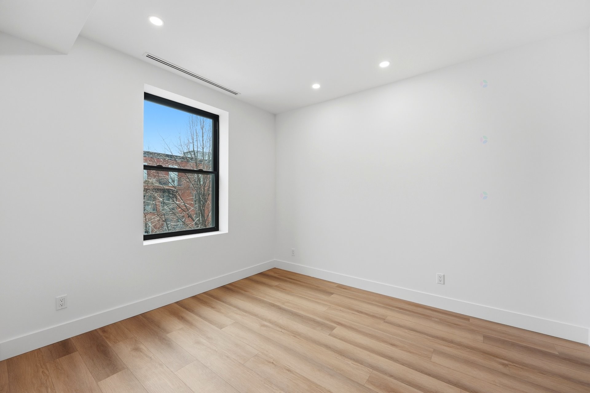 Chambre à coucher - 139 Av. Querbes, Montréal (Outremont), QC - Indoor Photo Showing Other Room