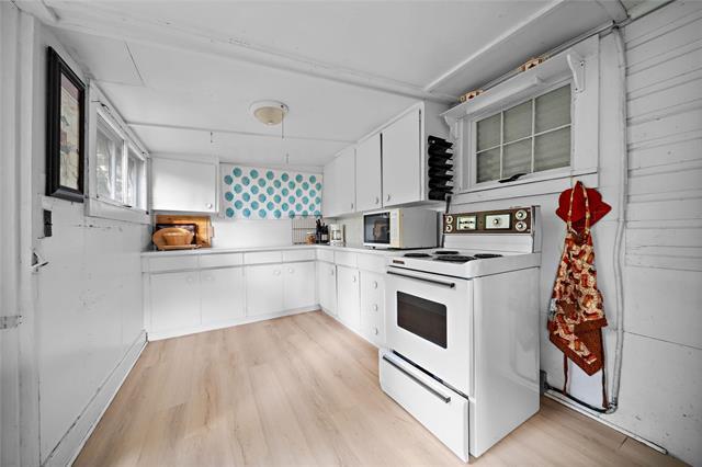 20 Crescent Blvd, Matlock, MB