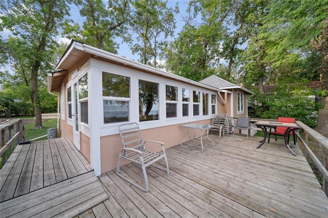 20 Crescent Blvd, Matlock, MB