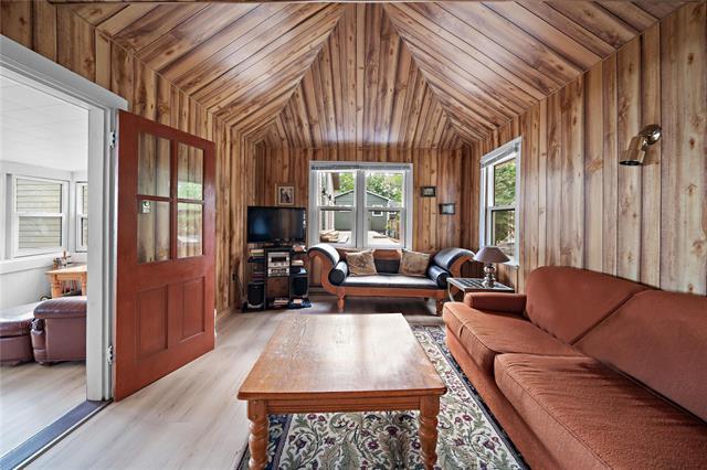 20 Crescent Blvd, Matlock, MB