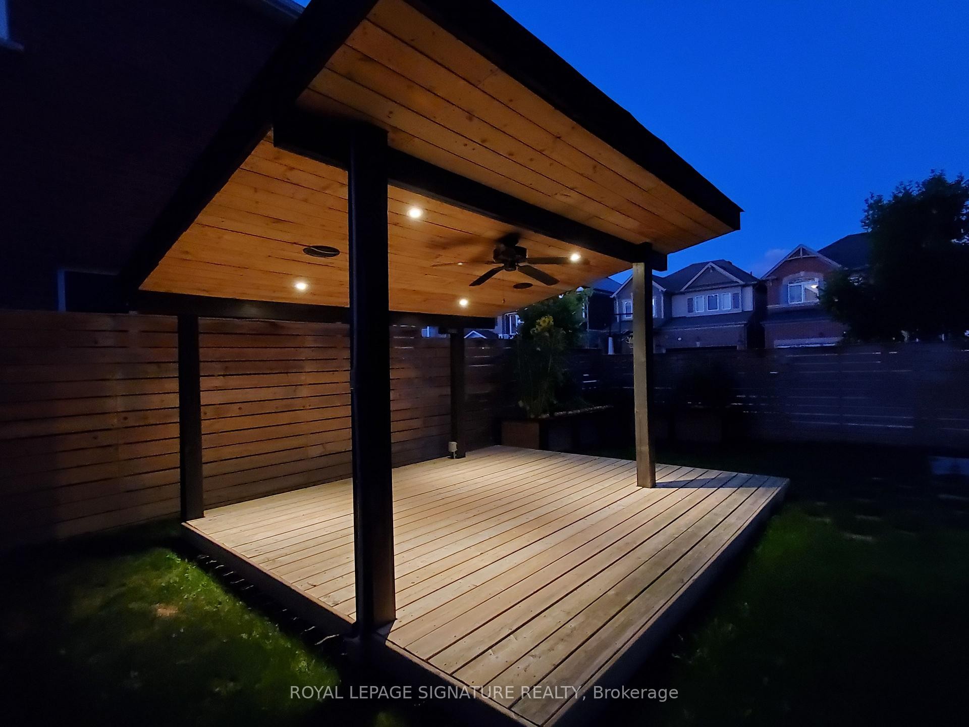 373 Falling Green Crescent, Kitchener, ON - Outdoor With Exterior