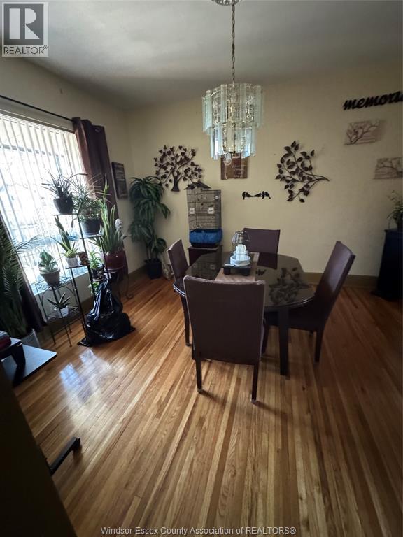 655-91 Giles, Windsor, ON - Indoor Photo Showing Dining Room