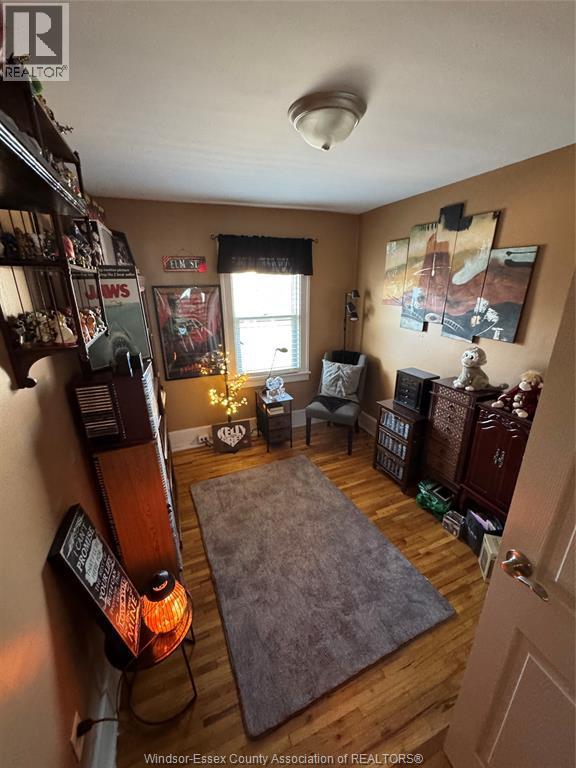 655-91 Giles, Windsor, ON - Indoor Photo Showing Other Room
